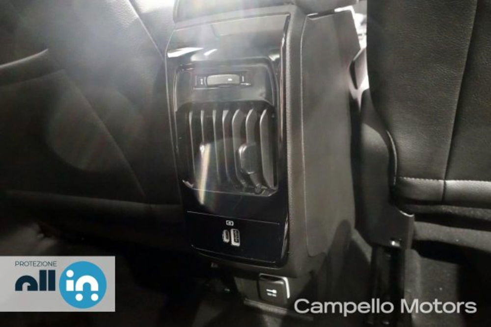 Jeep Compass nuova a Venezia (18)