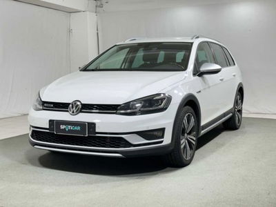 Volkswagen Golf Variant Alltrack 2.0 TDI DSG 4MOTION BlueMotion Tech.  del 2018 usata a Caspoggio