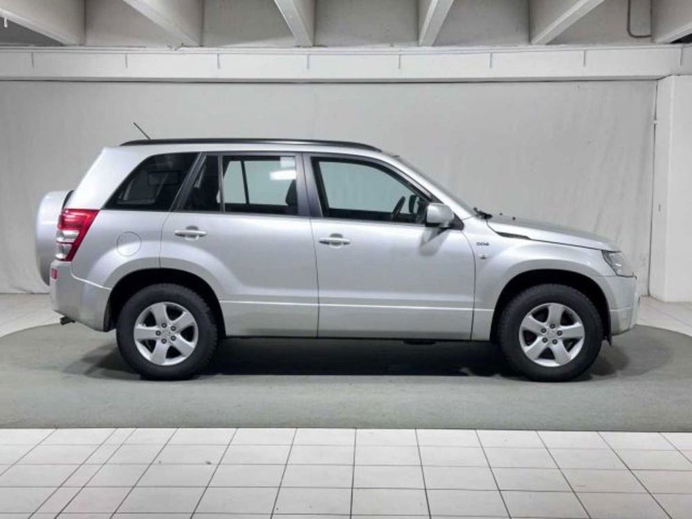 Suzuki Grand Vitara usata a Sondrio (6)