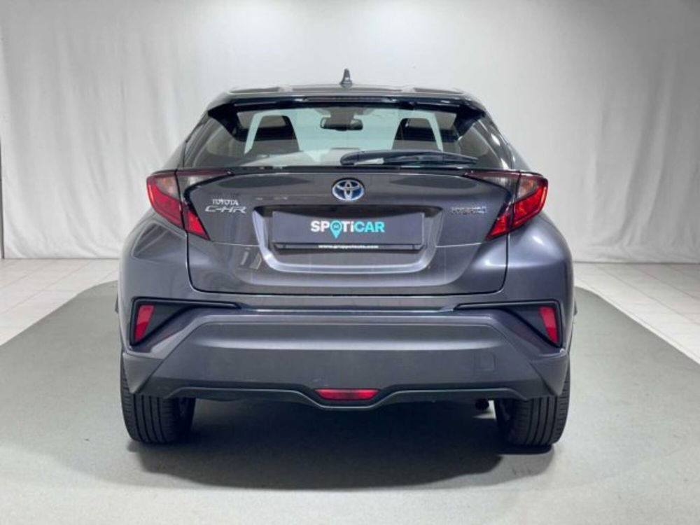 Toyota Toyota C-HR usata a Sondrio (4)