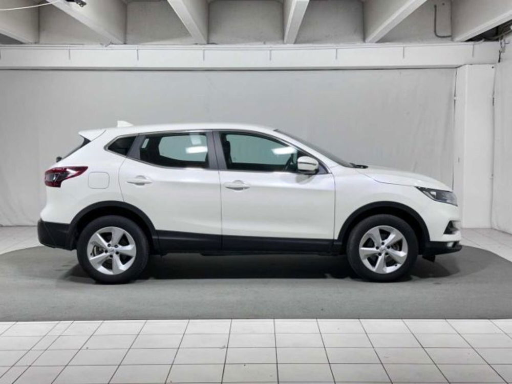 Nissan Qashqai usata a Sondrio (6)