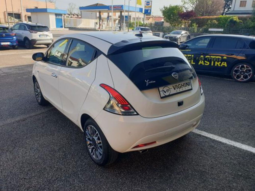 Lancia Ypsilon usata a Verona (5)