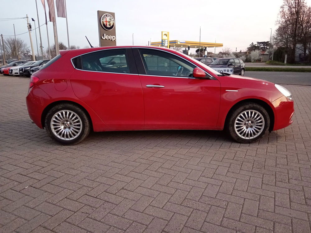 Alfa Romeo Giulietta usata a Alessandria (4)