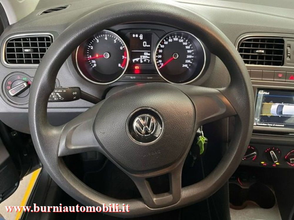 Volkswagen Polo usata a Milano (11)