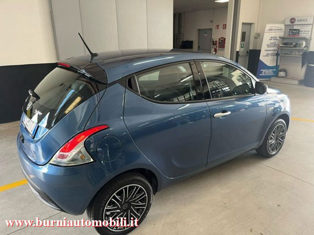 Lancia Ypsilon usata a Milano (3)