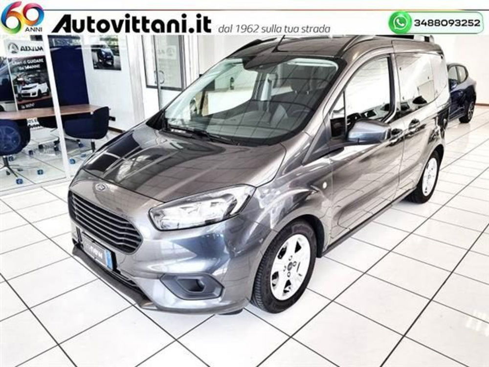 Ford Tourneo Courier usata a Como (8)