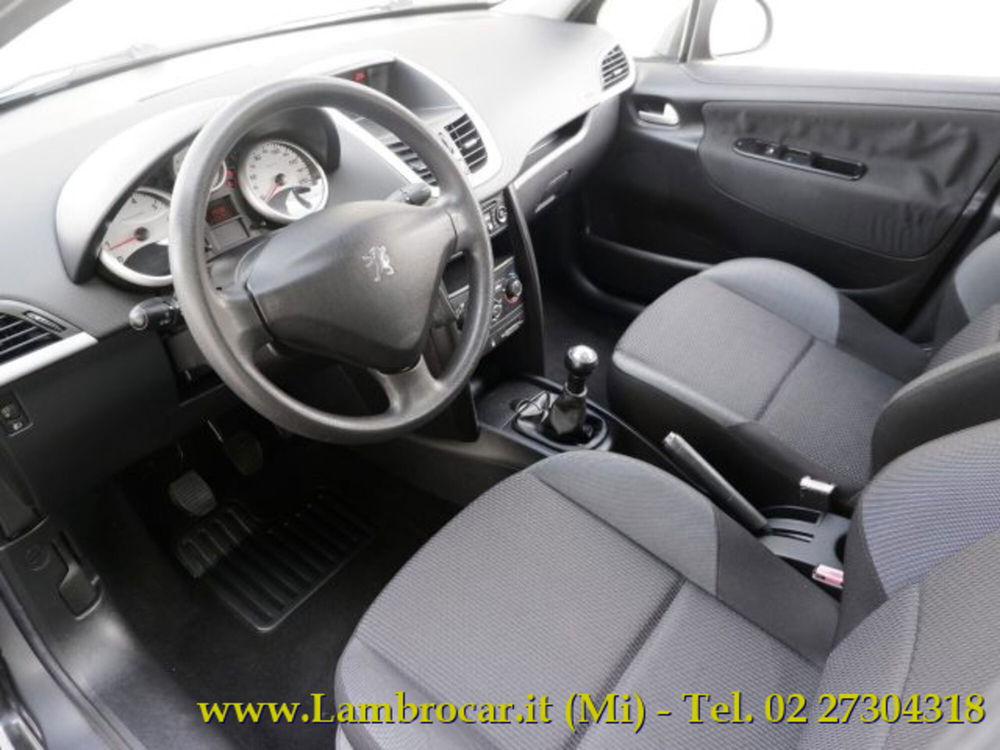 Peugeot 207 usata a Milano (3)