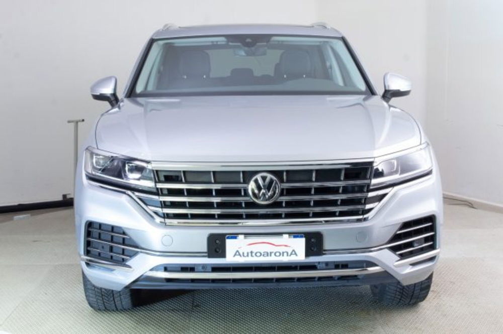 Volkswagen Touareg usata a Novara (2)