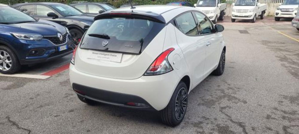 Lancia Ypsilon nuova a Napoli (4)