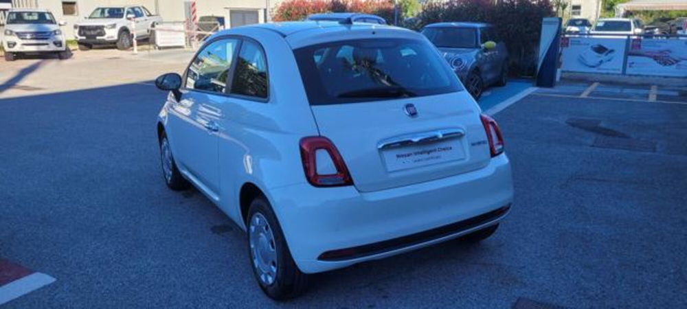 Fiat 500 nuova a Napoli (3)