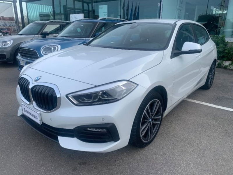 BMW Serie 1 116d 2.0 116CV cat 5 porte Attiva DPF del 2020 usata a Lecce