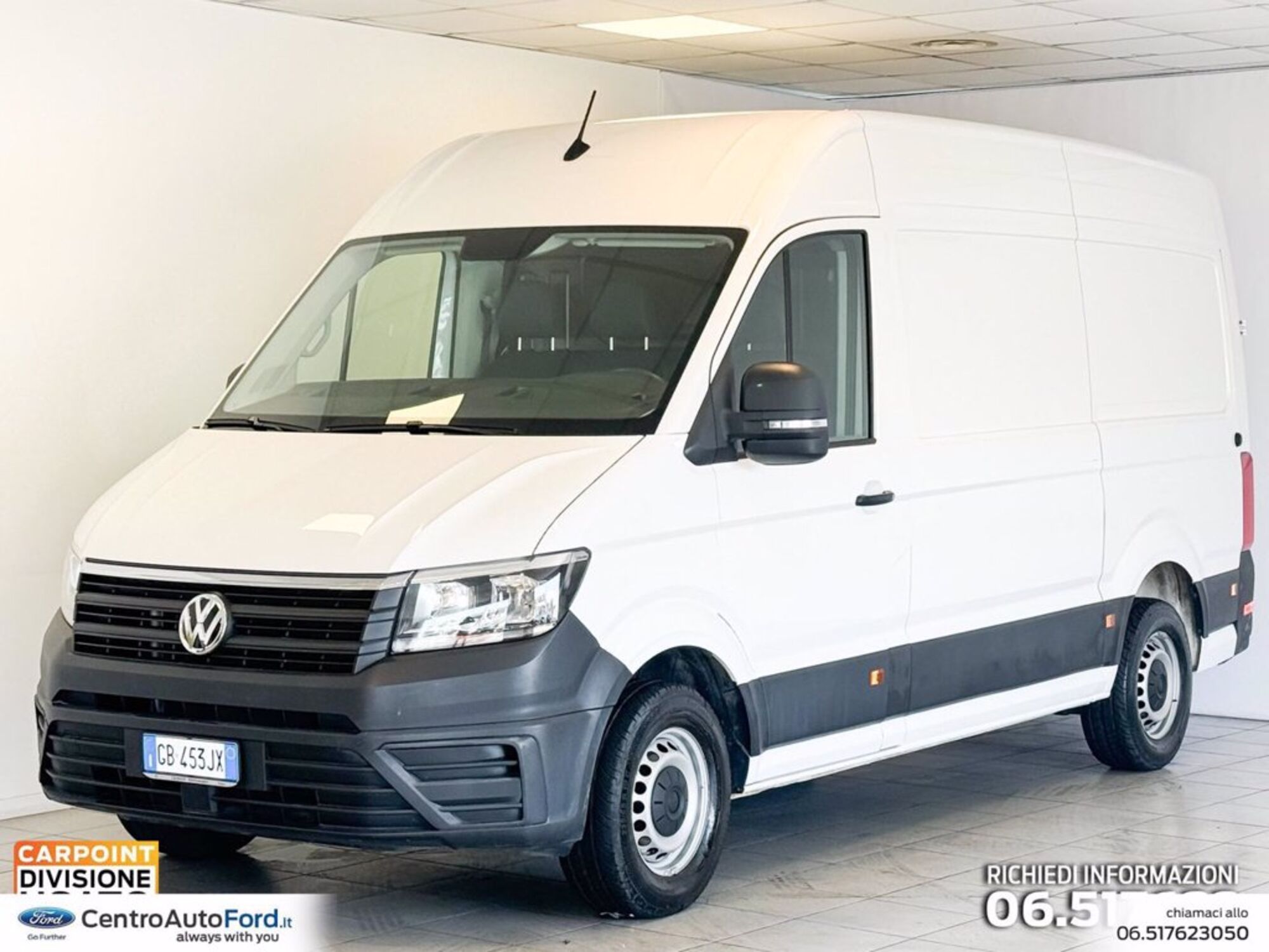 Volkswagen Veicoli Commerciali Crafter Furgone 30 2.0 TDI 140CV PM-TN Furgone Business del 2020 usata a Albano Laziale