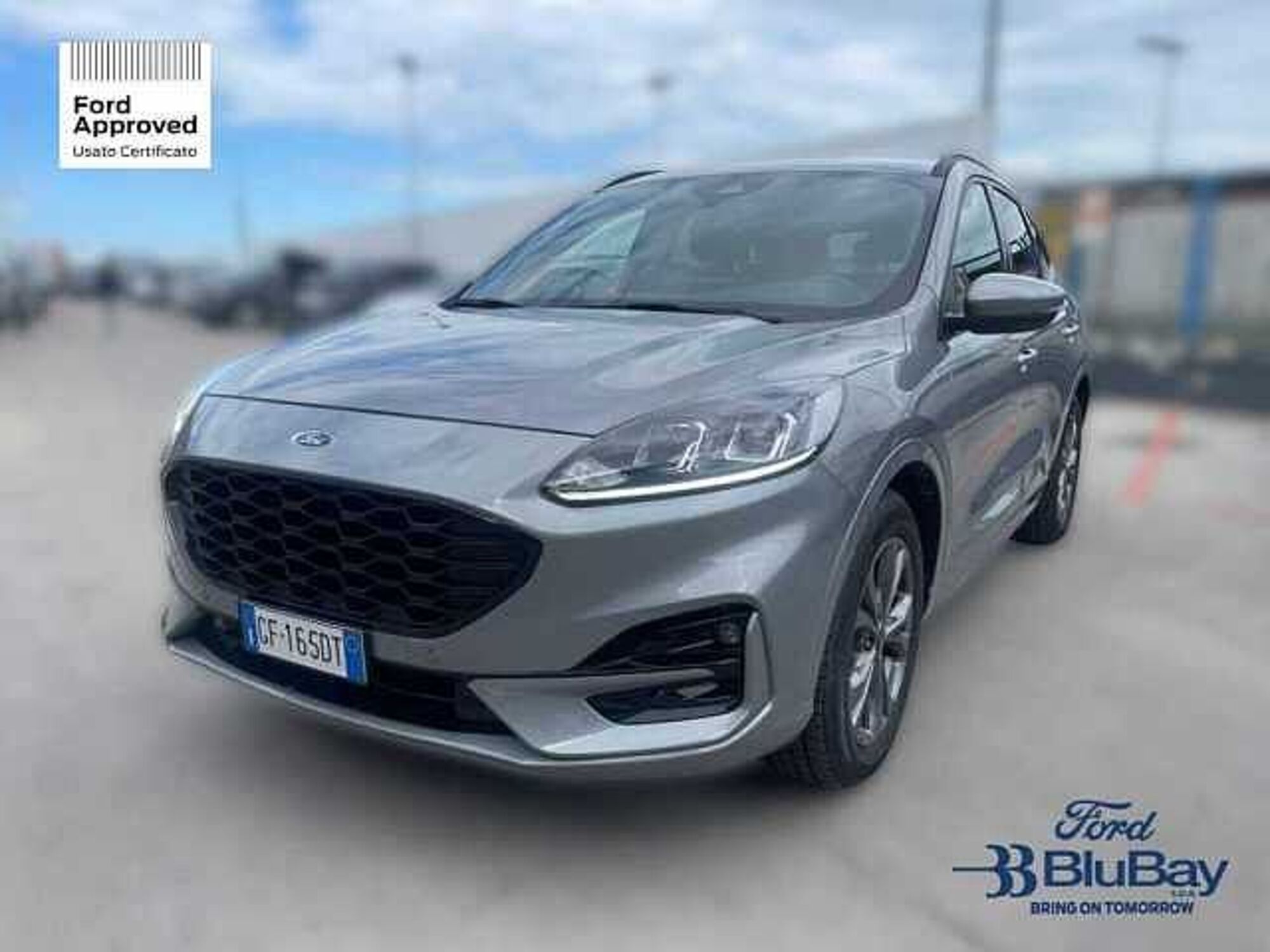 Ford Kuga 1.5 EcoBoost 150 CV 2WD ST-Line  del 2021 usata a Livorno