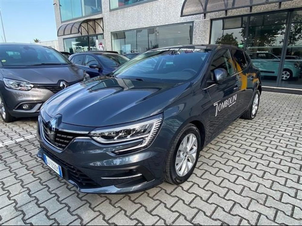 Renault Megane E-Tech Electric usata a Macerata (2)