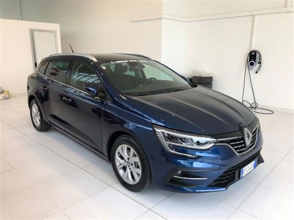 Renault Megane E-Tech Electric usata a Macerata (3)