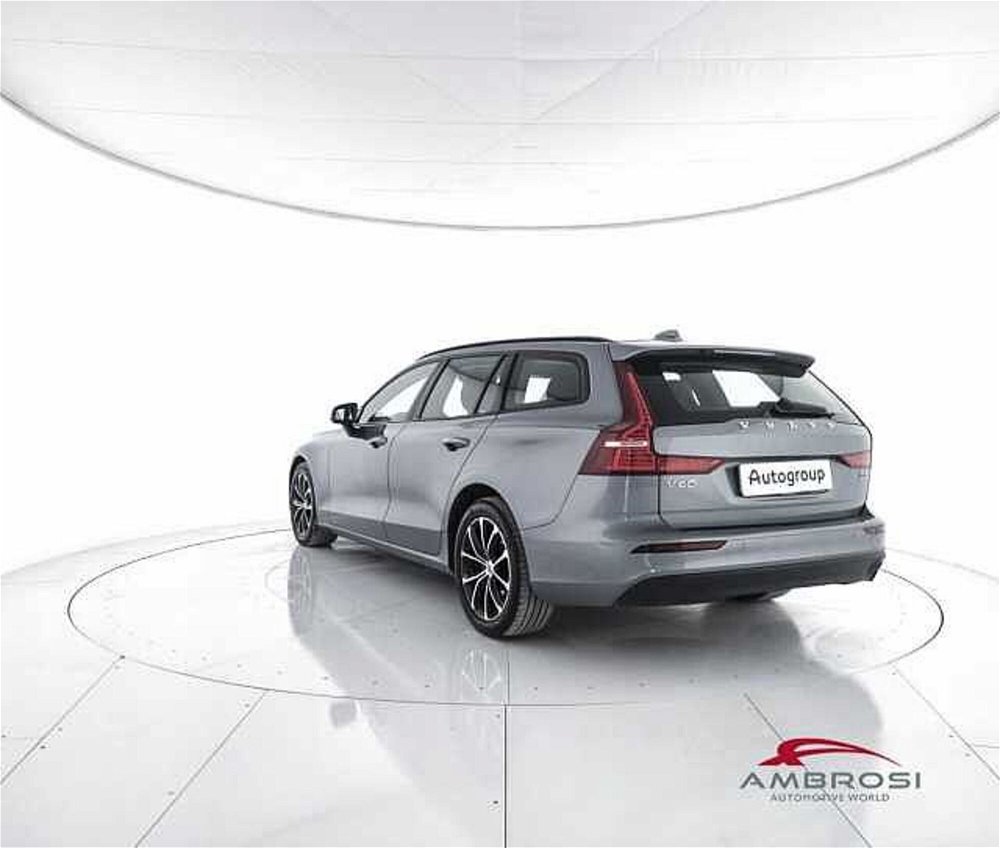 Volvo V60 D3 Geartronic Business N1  del 2021 usata a Viterbo (4)