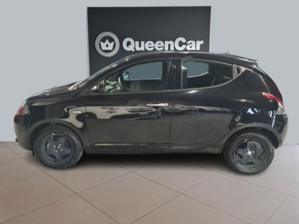 Lancia Ypsilon nuova a Torino (2)