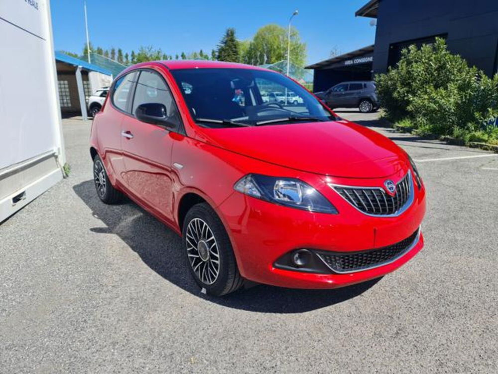 Lancia Ypsilon nuova a Torino (9)