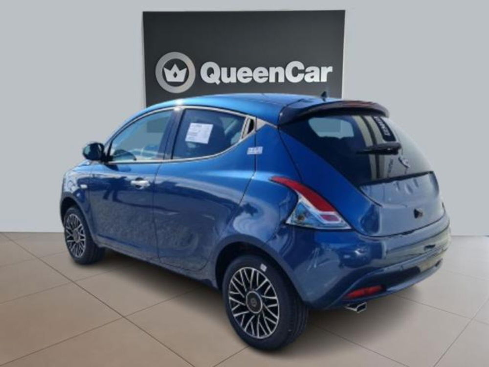 Lancia Ypsilon nuova a Torino (14)