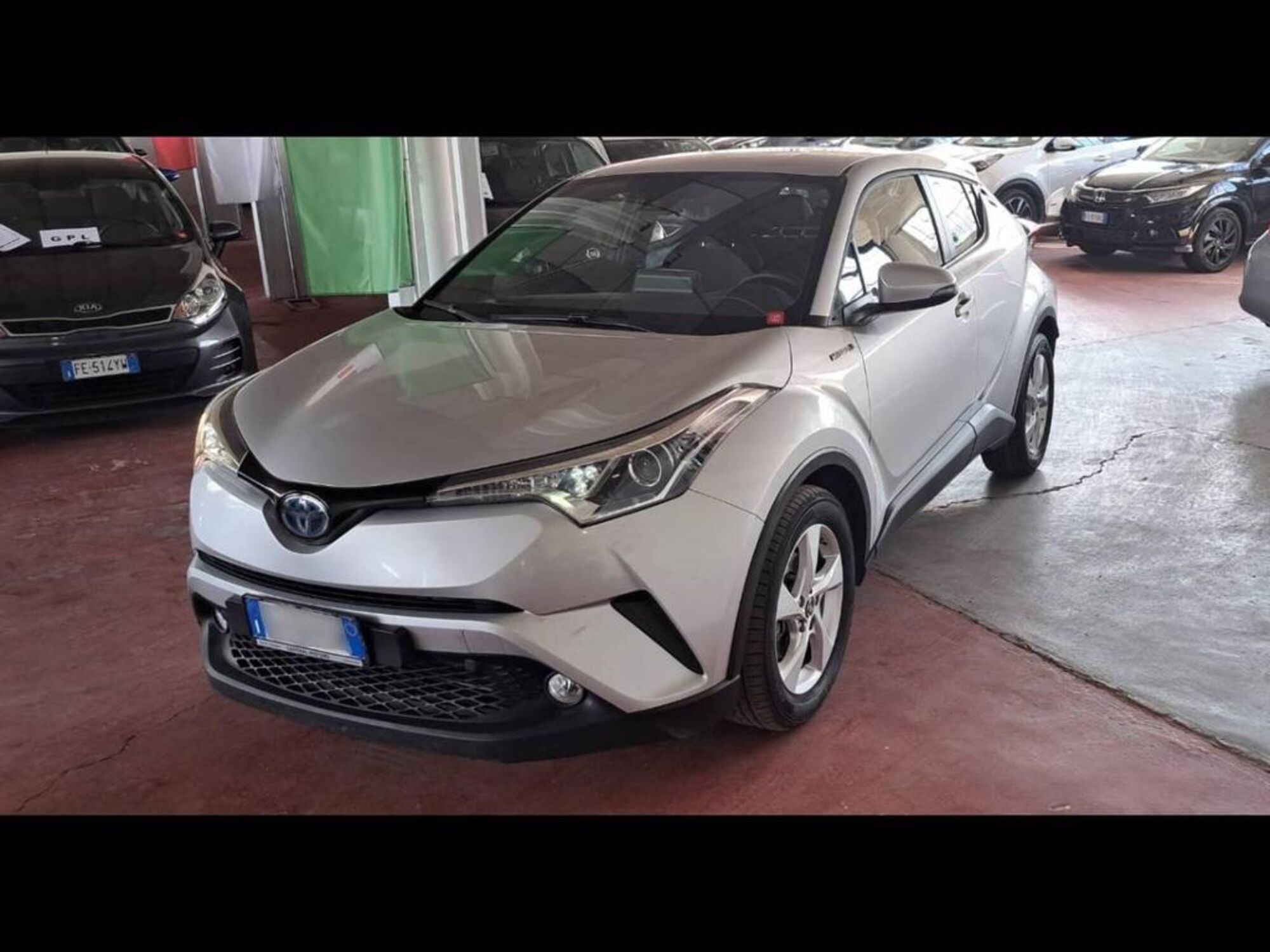 Toyota Toyota C-HR 1.8 Hybrid E-CVT Active  del 2020 usata a Torino