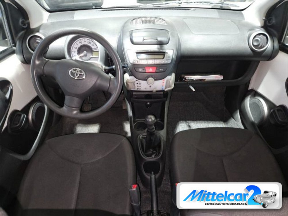 Toyota Aygo 1.0 12V VVT-i 5 porte Active Connect  del 2013 usata a Cassacco (4)