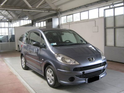 Peugeot 1007 1.4 Trendy  del 2007 usata a Ascoli Piceno