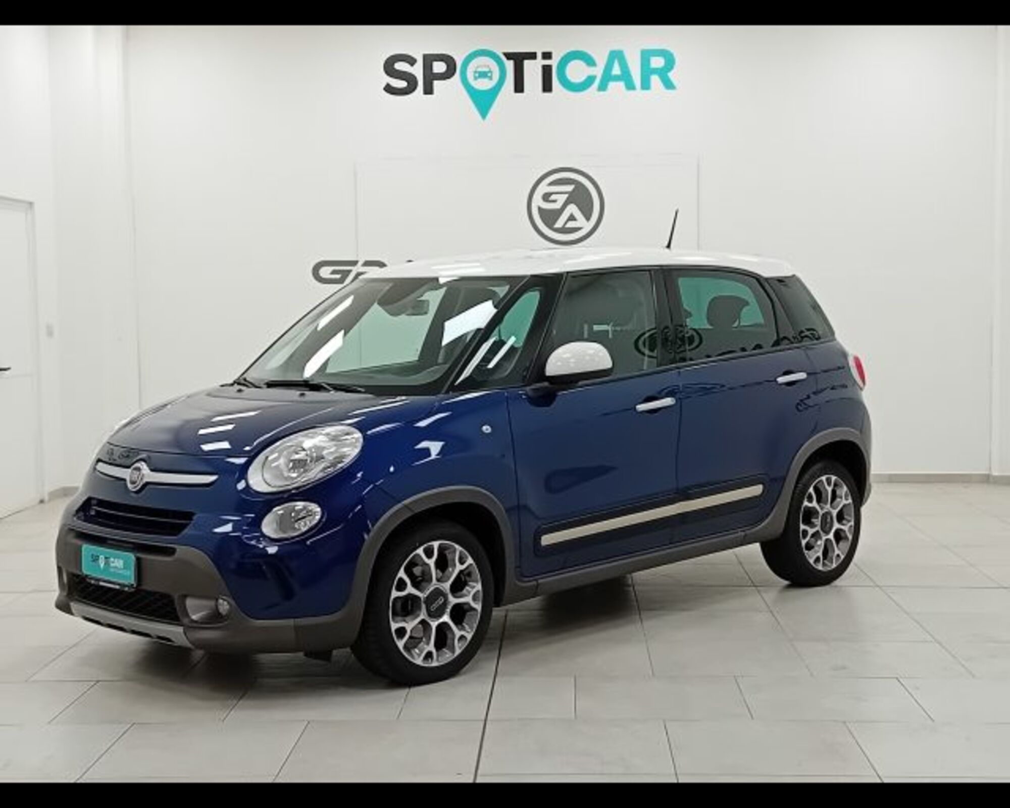 Fiat 500L 1.6 Multijet 105 CV Trekking  del 2015 usata a Alessandria