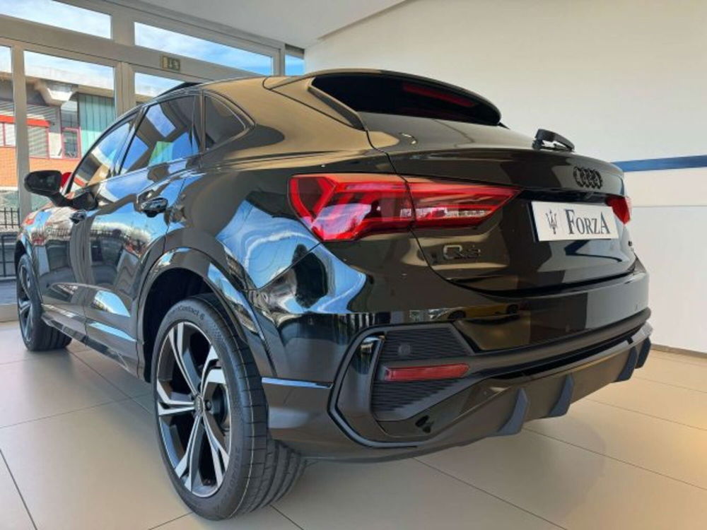 Audi Q3 Sportback nuova a Torino (14)