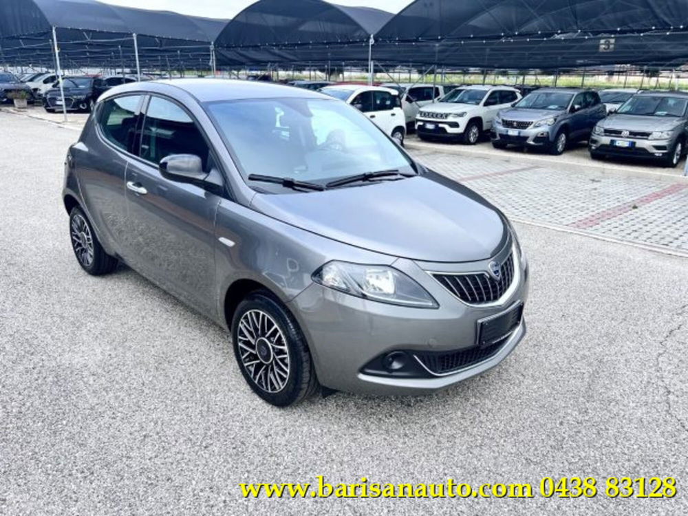 Lancia Ypsilon nuova a Treviso (2)