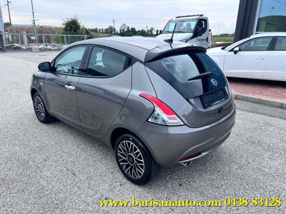 Lancia Ypsilon nuova a Treviso (4)