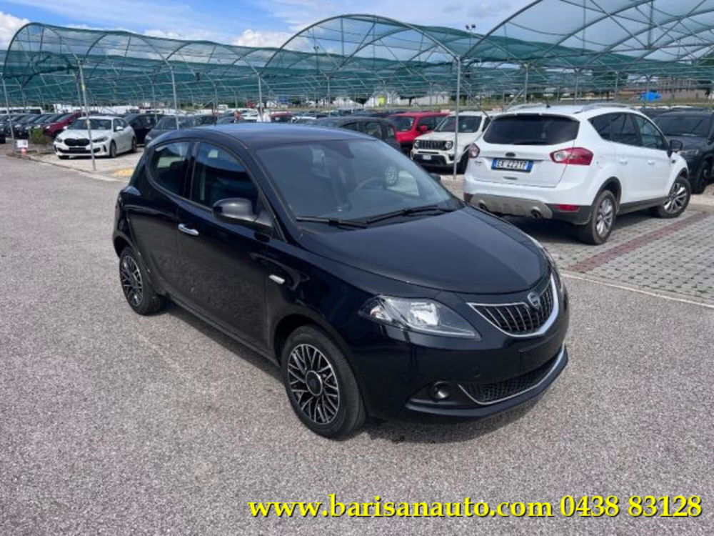 Lancia Ypsilon nuova a Treviso (2)