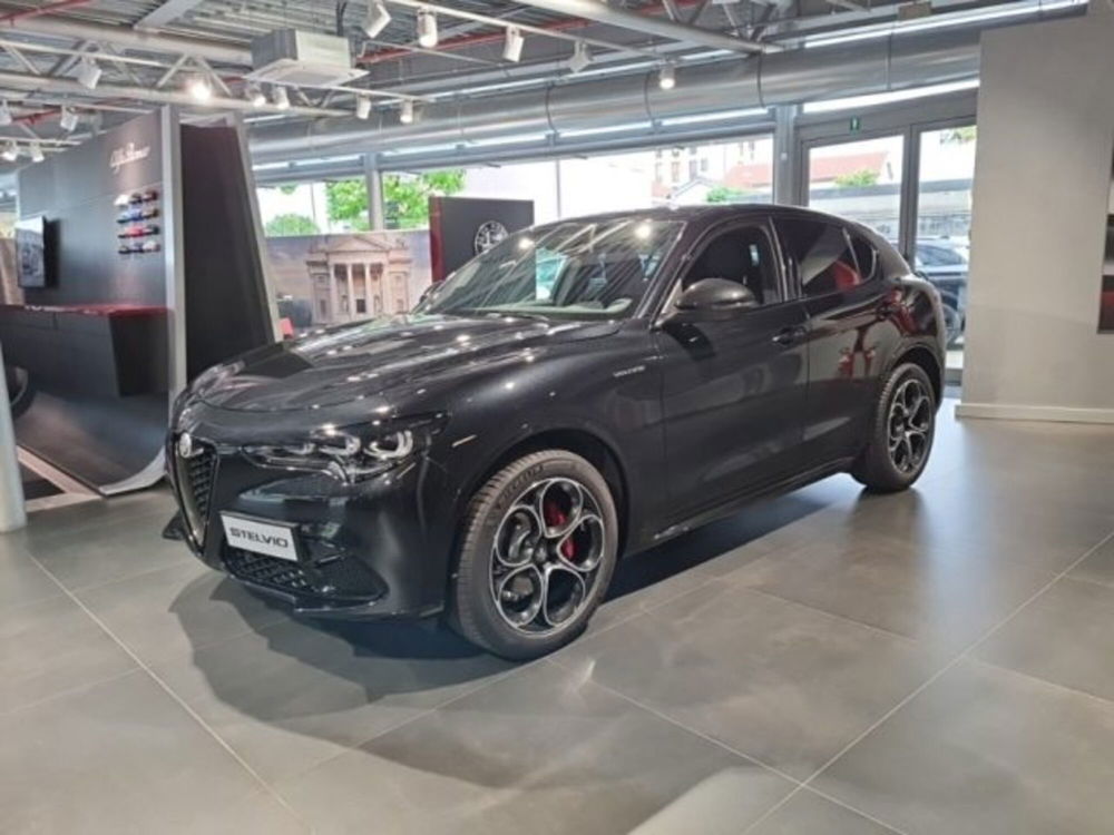 Alfa Romeo Stelvio nuova a Monza e Brianza