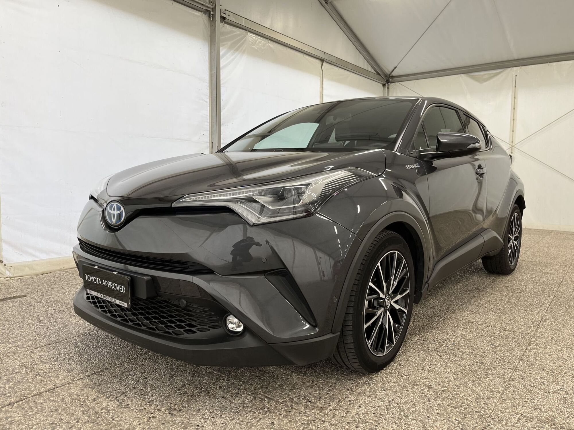 Toyota Toyota C-HR 1.8 Hybrid E-CVT Lounge  del 2019 usata a Monza