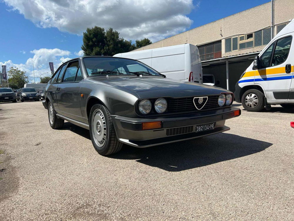 Alfa Romeo Alfetta usata a Foggia (3)