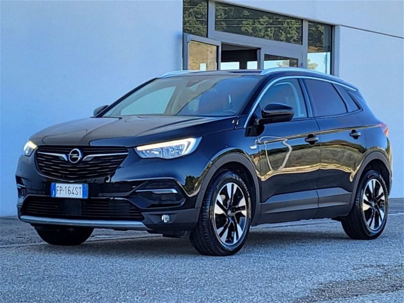 Opel Grandland X 1.6 diesel Ecotec Start&Stop Innovation del 2018 usata a Foggia