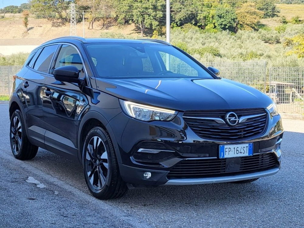 Opel Grandland X usata a Foggia (6)