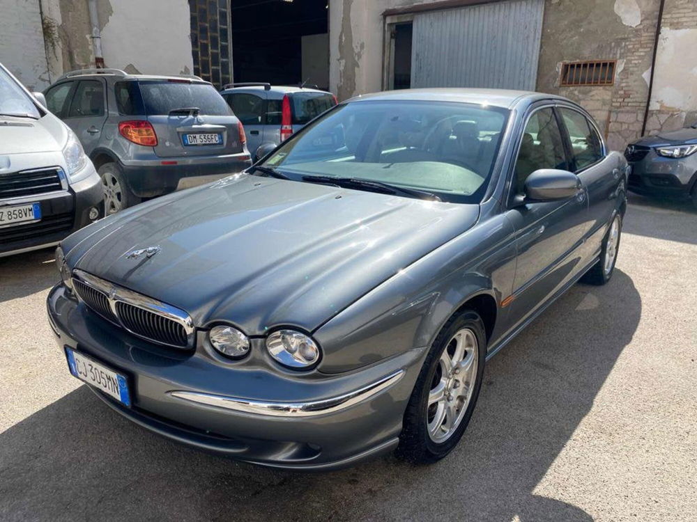 Jaguar X-Type usata a Foggia (3)