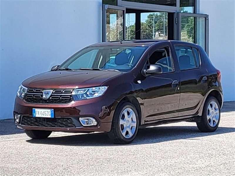 Dacia Sandero 0.9 TCe 12V TurboGPL 90CV Start&Stop Lauréate  del 2017 usata a Foggia