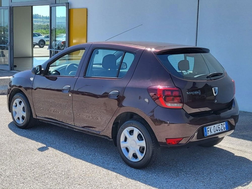 Dacia Sandero usata a Foggia (3)