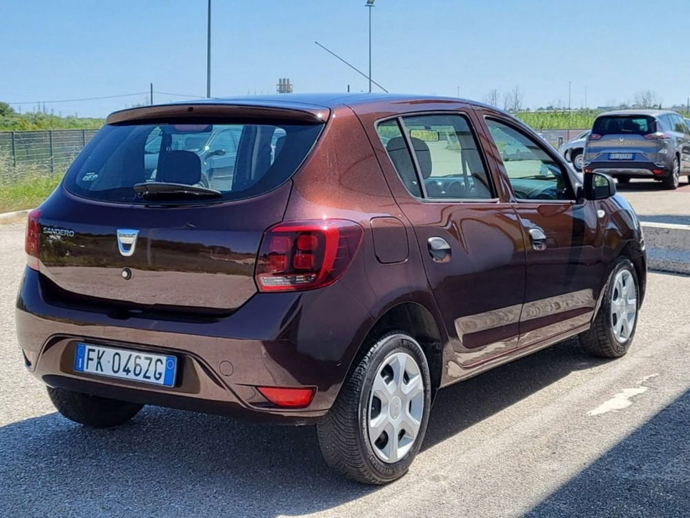 Dacia Sandero usata a Foggia (5)