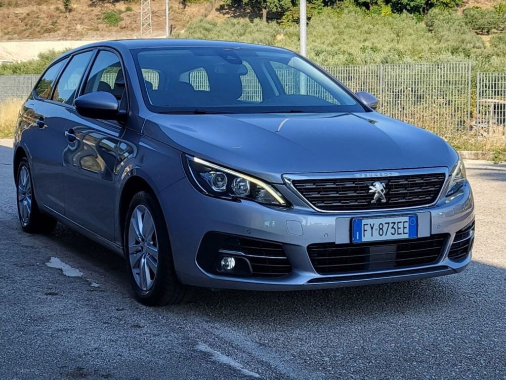 Peugeot 308 SW usata a Foggia (6)