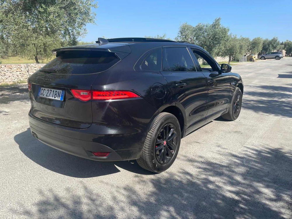 Jaguar F-Pace usata a Foggia (6)