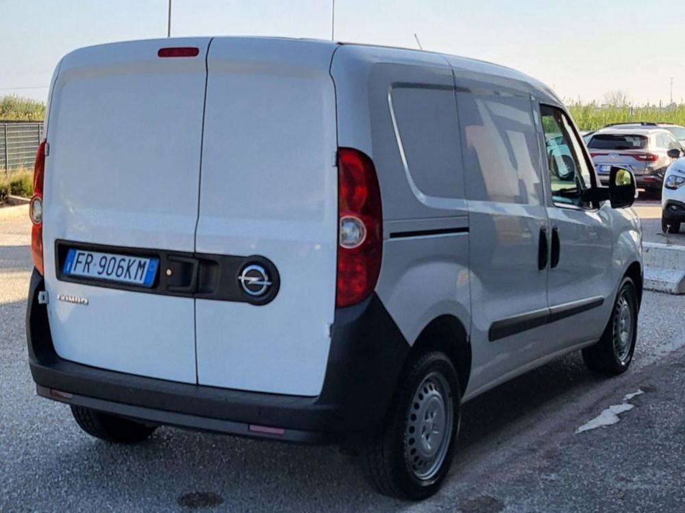 Opel Combo usata a Foggia (6)