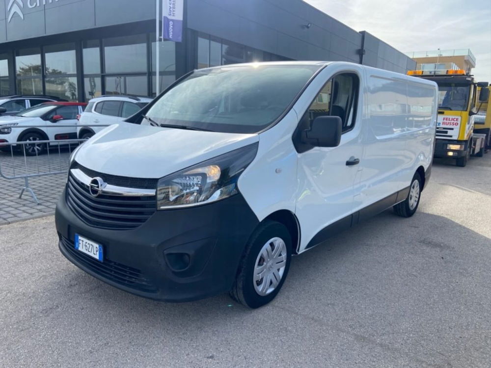 Opel Vivaro Furgone usata a Foggia