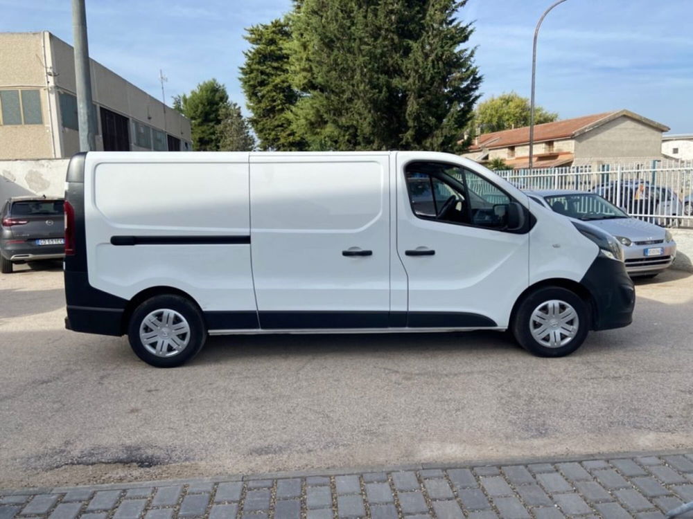 Opel Vivaro Furgone usata a Foggia (4)