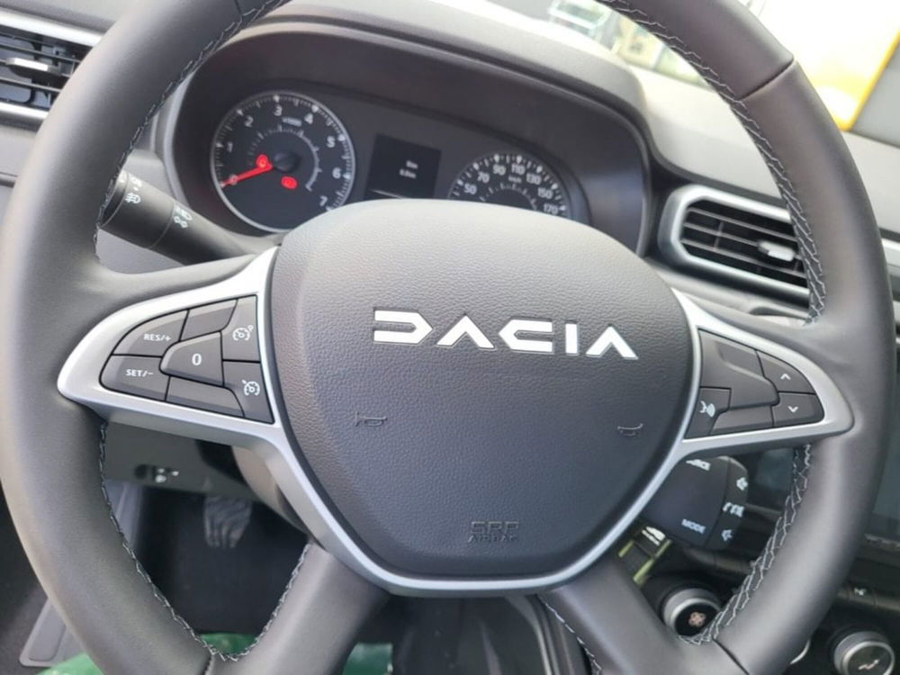 Dacia Duster nuova a Foggia (15)