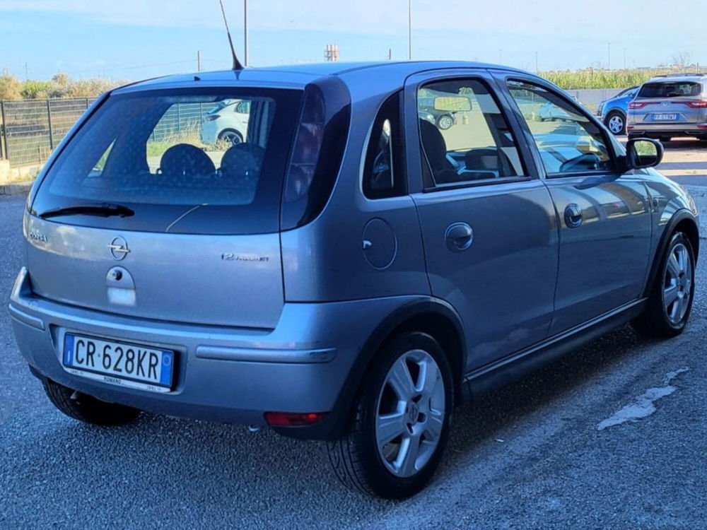 Opel Corsa usata a Foggia (4)