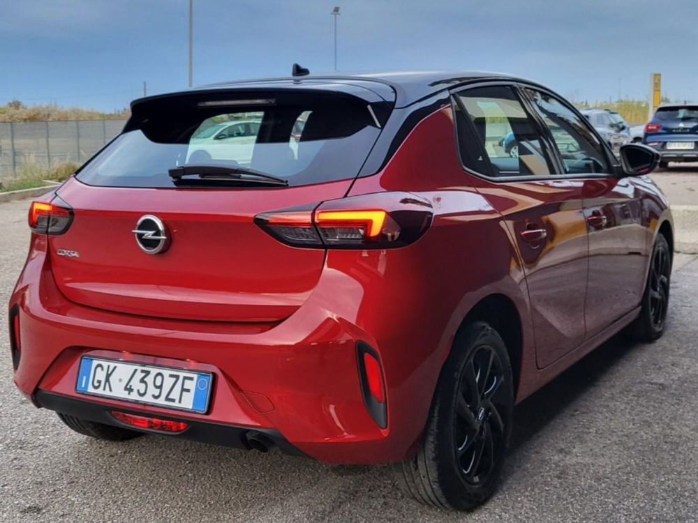 Opel Corsa nuova a Foggia (5)