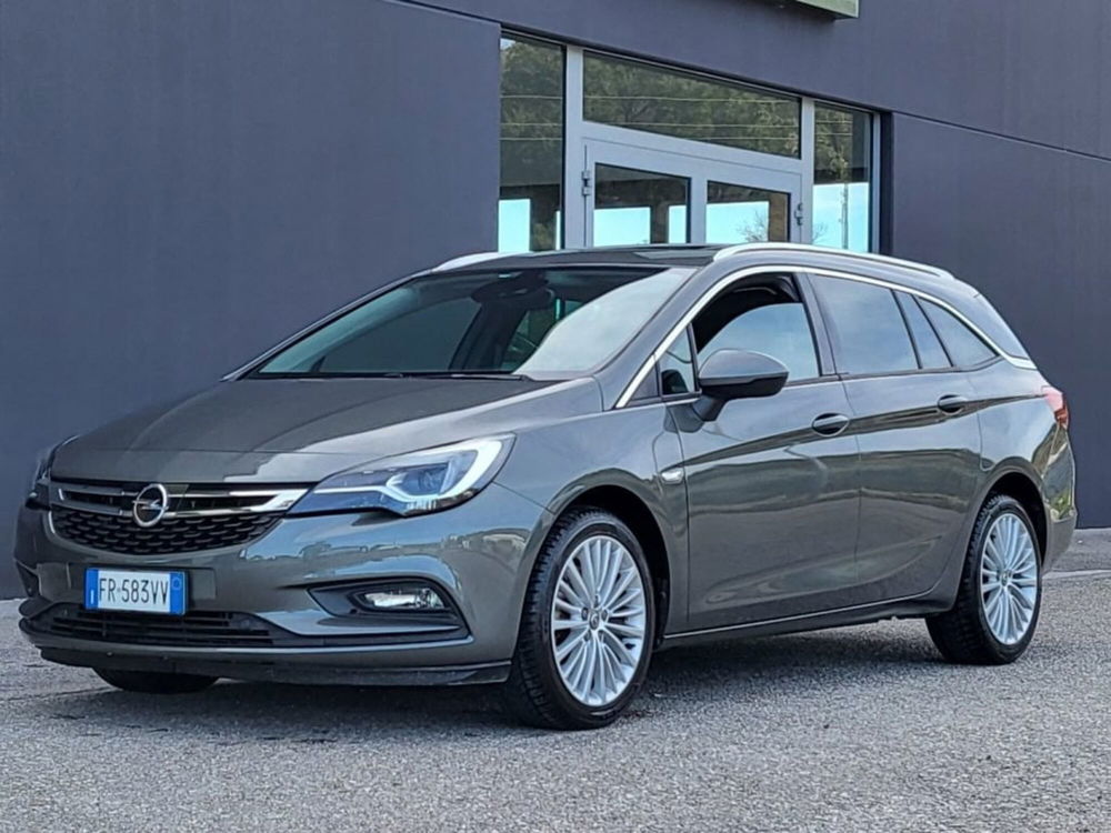 Opel Astra Station Wagon usata a Foggia