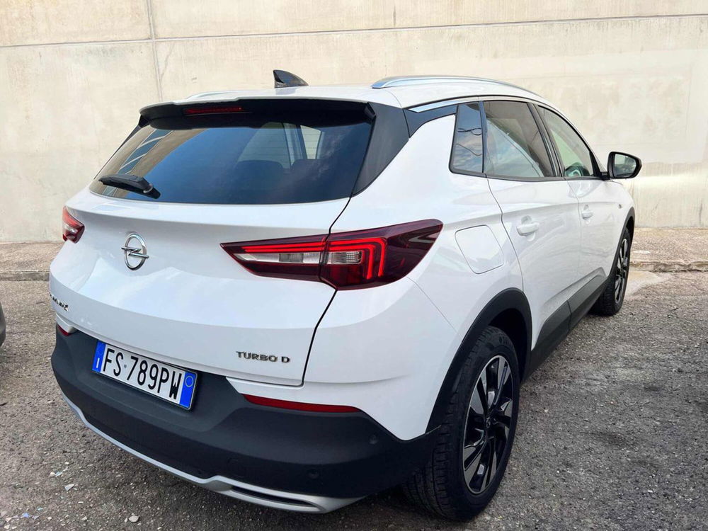 Opel Grandland X usata a Foggia (6)